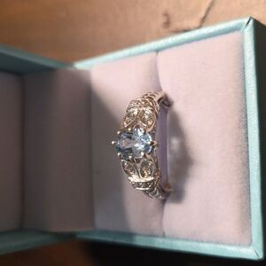 SKY BLUE TOPAZ WHITE SAPPHIRE STERLING 925 RING SIZE 8.5 With Box Shown